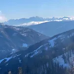 Chalet Only 200 M From Lift With Sauna *