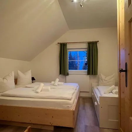 Chalet Only 200 M From Lift With Sauna