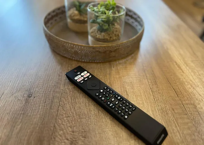 Only 200 M From Lift With Sauna 샬레